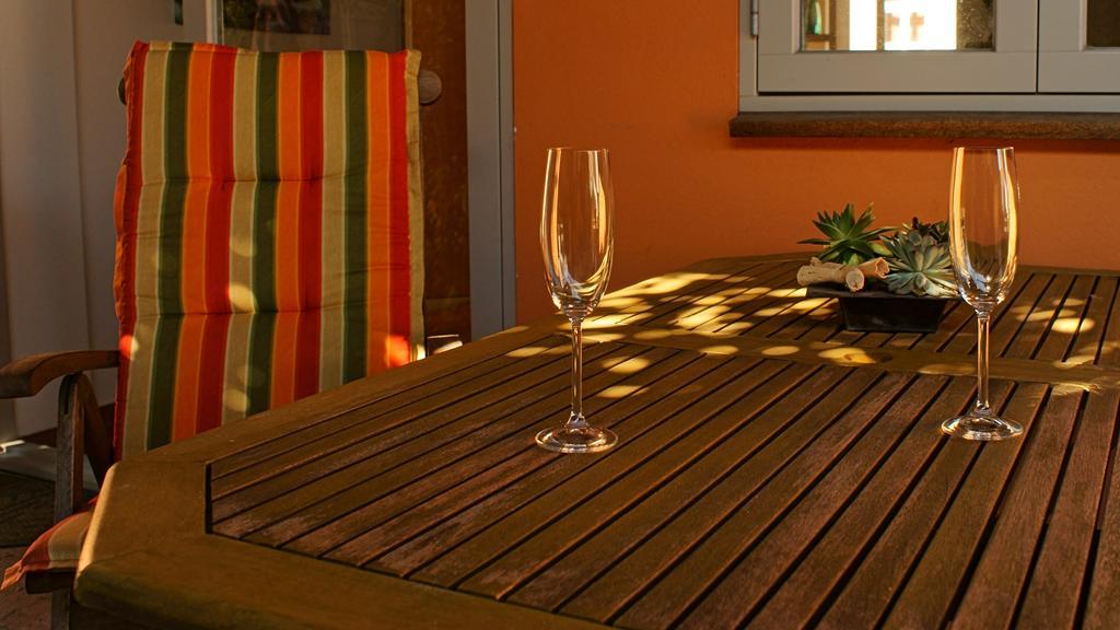 Apartment Yachthafen Waren Eksteriør billede